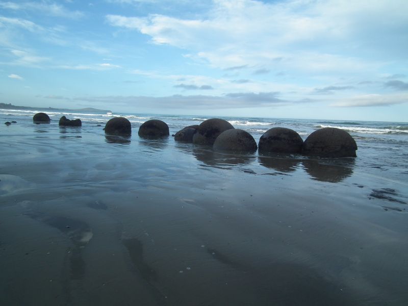 Moeraki Boulders