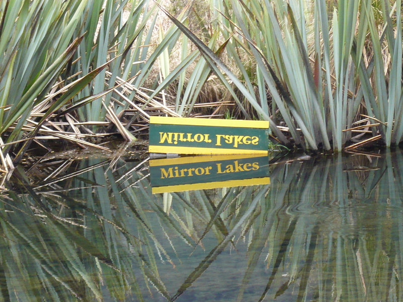 Mirror Lakes sign